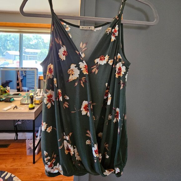 Niomie Surplice Knit Tank - Picture 1 of 1